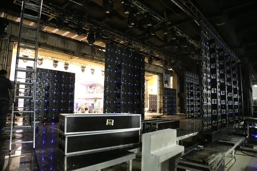 McDonald’s · business events · Build-up and show control