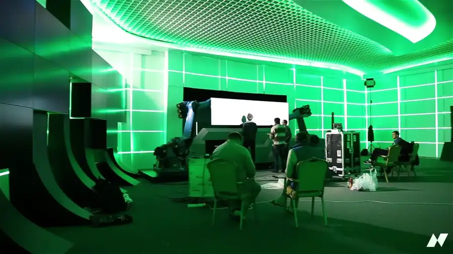 Transformation Forum · screens on robots · Build-up, programming and rehearsal
